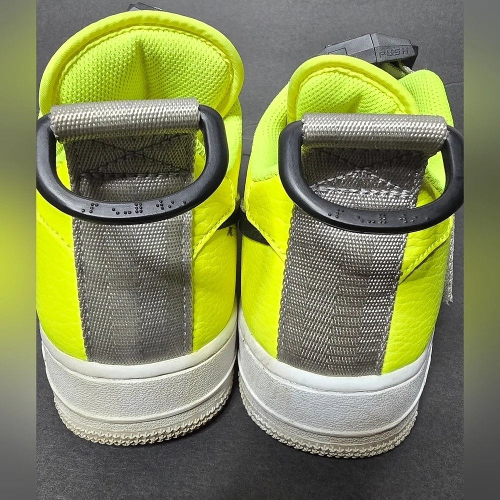 Nike Air Force 1 Low Utility 'Volt' Boys Youth Size 7Y w/Buckle